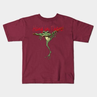 frogs hang in there 03 Kids T-Shirt